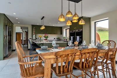 Luxe lodge met zwemspa voor 8 personen