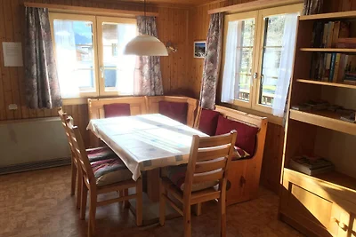 Elegantes Chalet im Fieschertal in Waldnähe