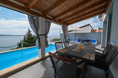 Luxusapartment mit beheiztem Pool in...