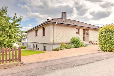 Sonnige Wohnung in Bad Driburg mit Garten