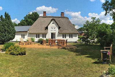 Reetgedecktes Ferienhaus in Humptrup-ehem.