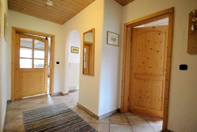Appartamento per vacanze a Krün con piscina