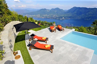 Villa mit Pool f�r 12 Personen