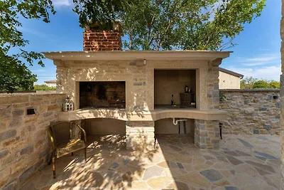 Ländliche Villa in der Nähe von Benkovac