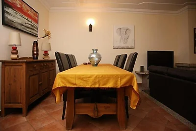 Villa vicino ad Albufeira con piscina e campo...