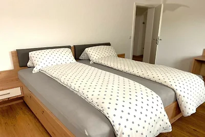Apartament Mirror Curve