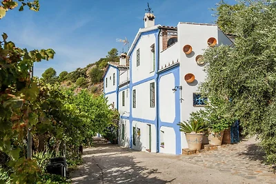 Landhaus in Rute mit Bergblick