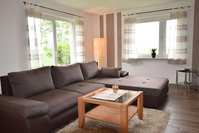 Ruhiges Apartment in Blowatz mit Terrasse,