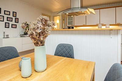 8 Personen Ferienhaus in Karrebæksminde-By...