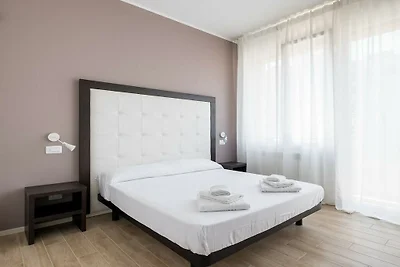 Wohnung in Bologna mit Balkon und Parken