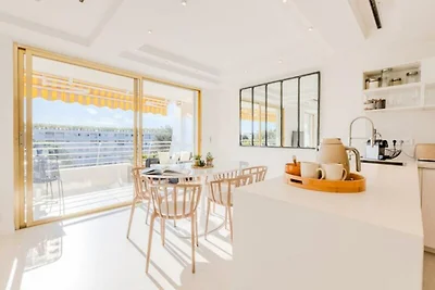 Appartement in Cannes met uitzicht op het zwe...