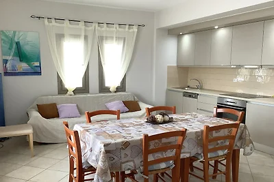 Villa aan zee in Adelianos Kampos