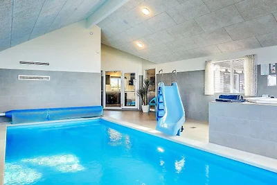 30 Personen Ferienhaus in Bogense
