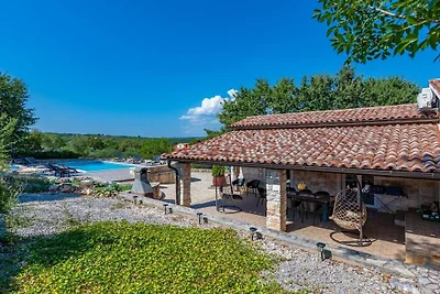 Villa in Krnica mit Schwimmbecken