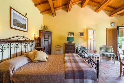 Ferienhaus in Cagli mit gemeinsamem Pool