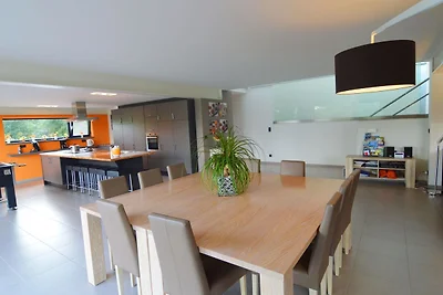 Luxuriöses Ferienhaus in Profondeville...