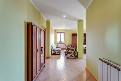 Elegante Wohnung mit Swimmingpool und Fitness...