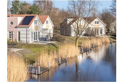 Zonnehuis Makkum Beach