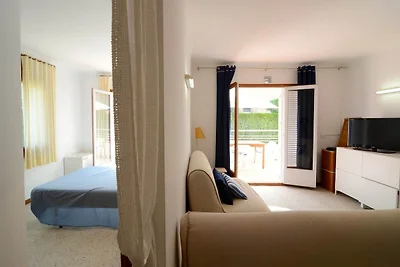 Wohnung nahe Els Griells Strand
