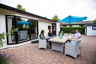 Verzorgd chalet met vaatwasser, in Noordwijk
