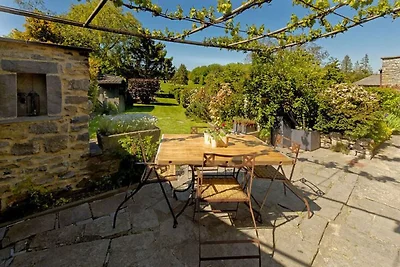 Accogliente cottage in agriturismo a Gimnée