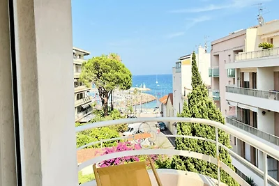 Apartment in Palm Beach in der Nähe von Moure...