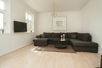 8 Personen Ferienhaus in Nakskov