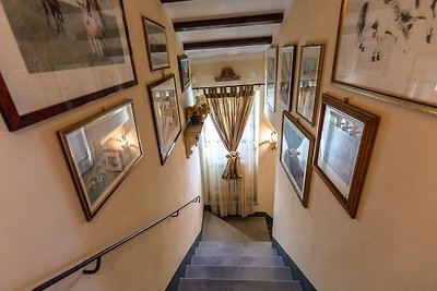 Ampia villa con piscina a Cortona (Toscana)