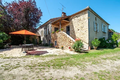 Vakantiehuis met privé zwembad in Loubéjac.