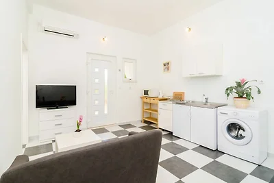 Apartment Amabilis - One Bedroom Apartment wi...