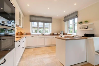 Vakantiehuis in Midlum met sauna en wifi