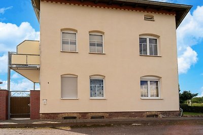 Ferienwohnung In Petersberg mit Garten