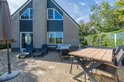 Charmante Villa mit Dampfkabine und Whirlpool