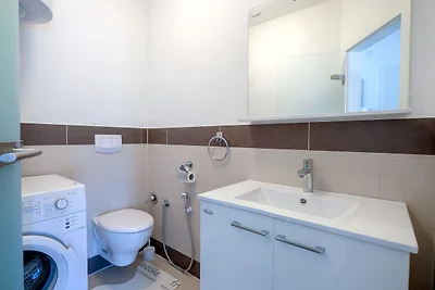 Grazioso appartamento a Banjole con piscina