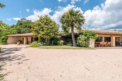 Vakantiehuis in Grimaud met zwembad