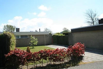 Bungalow mit Südgarten