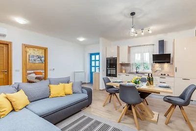 Stilvolle Villa mit Pool und Garten