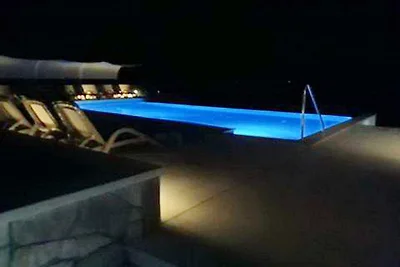 Villa Mirosa mit Balkon