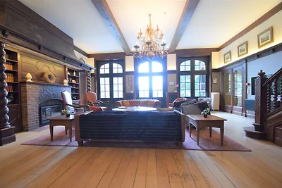 Villa mit Whirlpool und Infrarotsauna