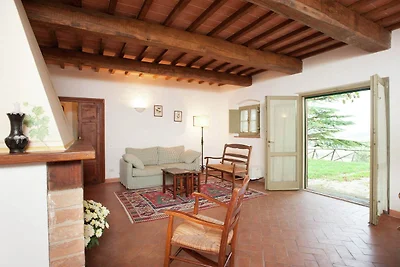 Bauernhaus außerhalb von Todi mit Gästepool