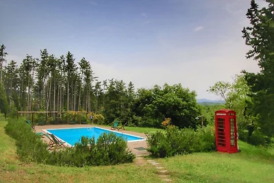 Freistehendes Ferienhaus mit Swimmingpool