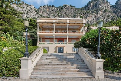 Abgelegenes Ferienhaus in Beaulieu sur Mer in...