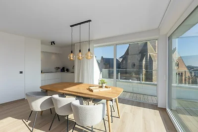 Ruim appartement voor 8 personen vlakbij zee.