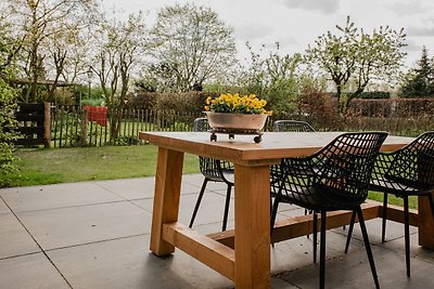 Angenehme Wohnung in Leende mit Terrasse