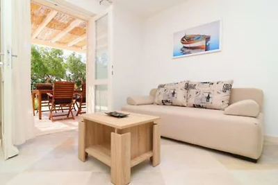 Apartments Seafront Silence - One Bedroom Apa...