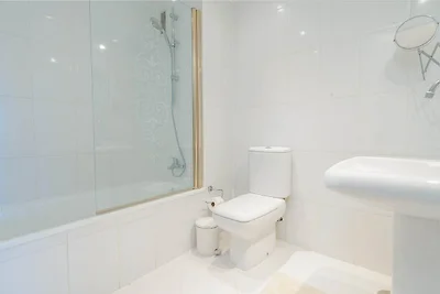 Accogliente appartamento con piscina comune