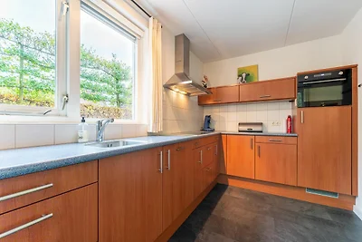 Charmantes Ferienhaus in Schoonloo mit Garten