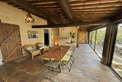 Villa mit privatem Pool und Bouleplatz