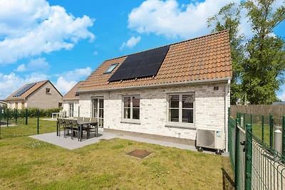 Elegante casa Polder vicino a Koksijde