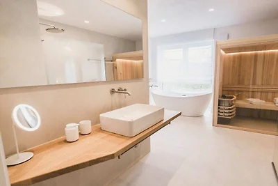 Steile helling - Design Moselle suite met...